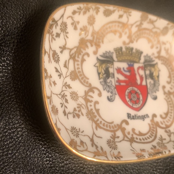 Antique Perfect lil trinket dish - Germany - Picture 4 of 6